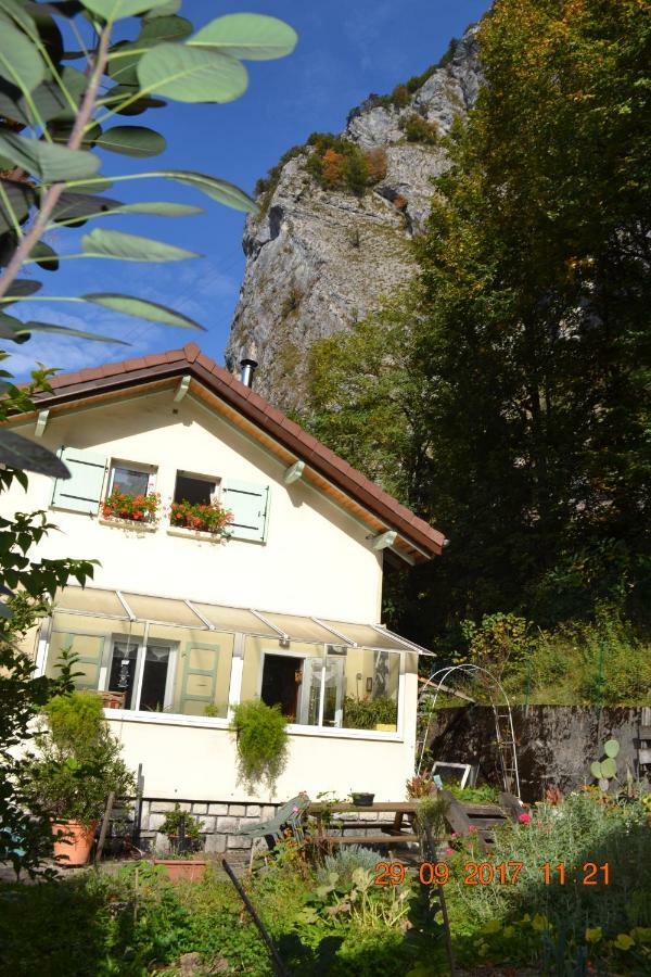 Chambre D'Hotes "Le Moulin" 通内 外观 照片